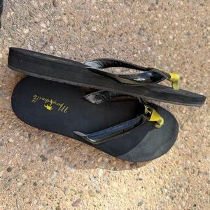 Margaritaville Black Flip Flops with Yellow Highlights